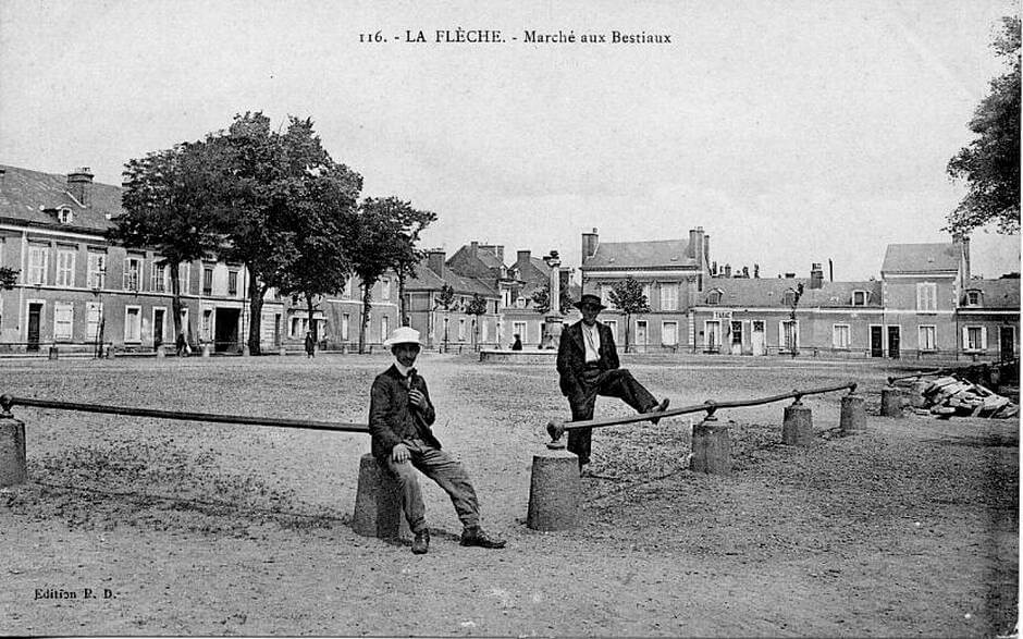 La Fléche et son histoire / Le quartier de notre gîte en Centre Ville